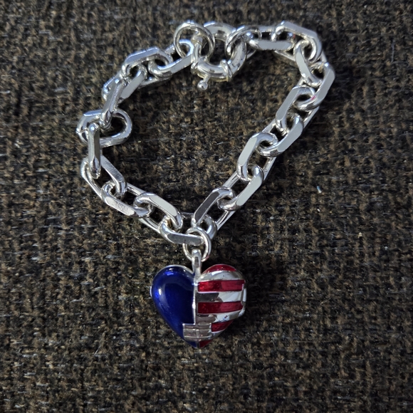 Silver Heart Charm Bracelet - Picture 2 of 4